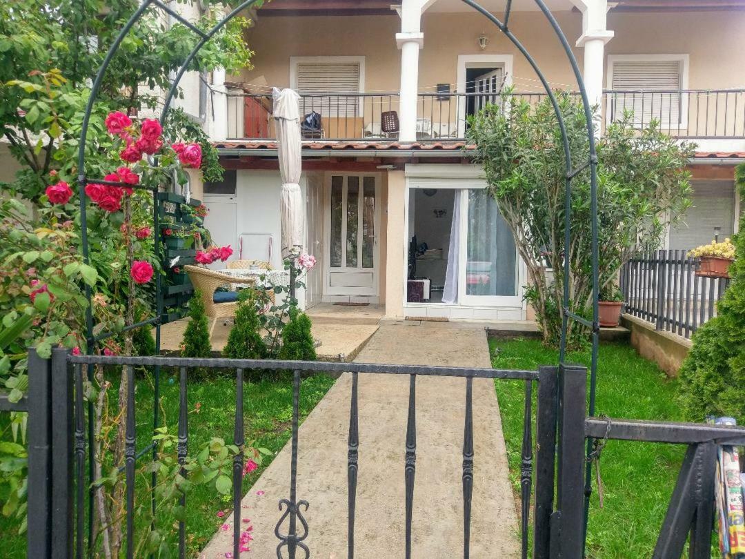 Lovely Apartment With Garden And Terrace ริเยกา ภายนอก รูปภาพ